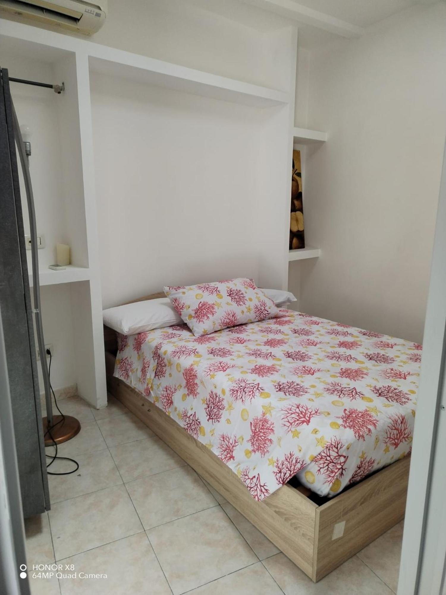 B&B Civitavecchia La Casetta Con Giardino Dış mekan fotoğraf