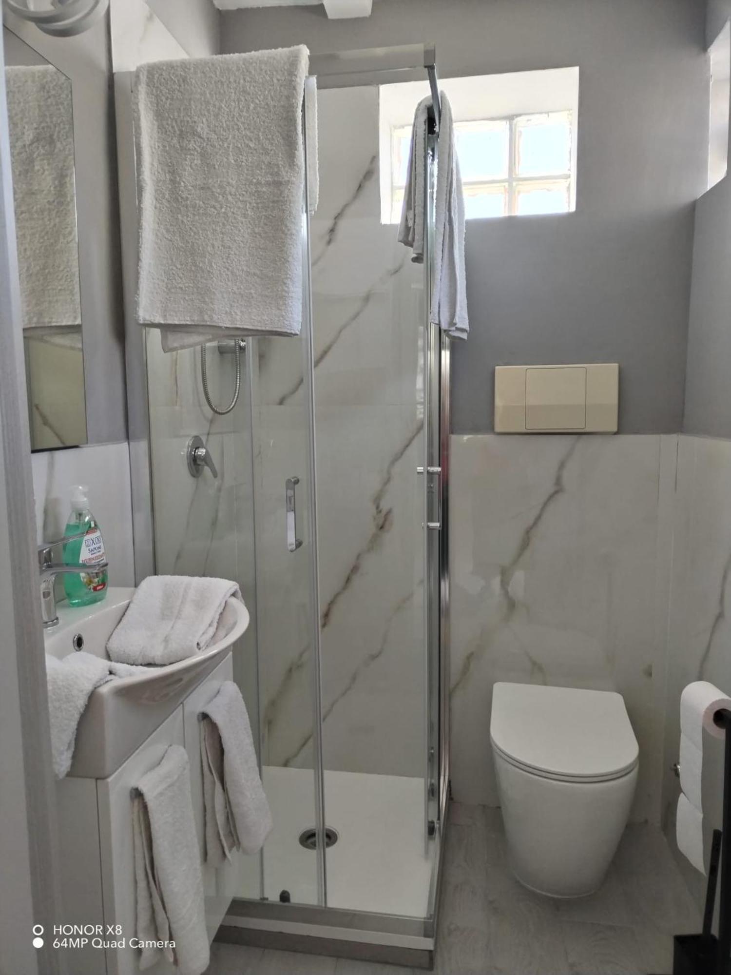 B&B Civitavecchia La Casetta Con Giardino Dış mekan fotoğraf