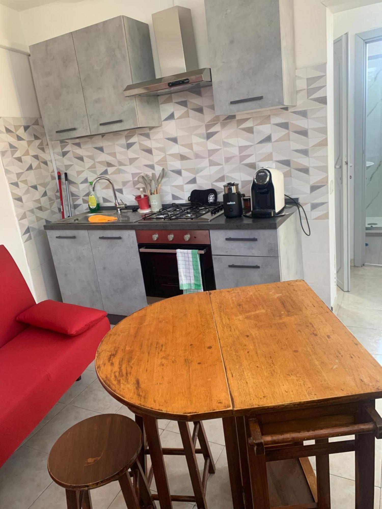 B&B Civitavecchia La Casetta Con Giardino Dış mekan fotoğraf