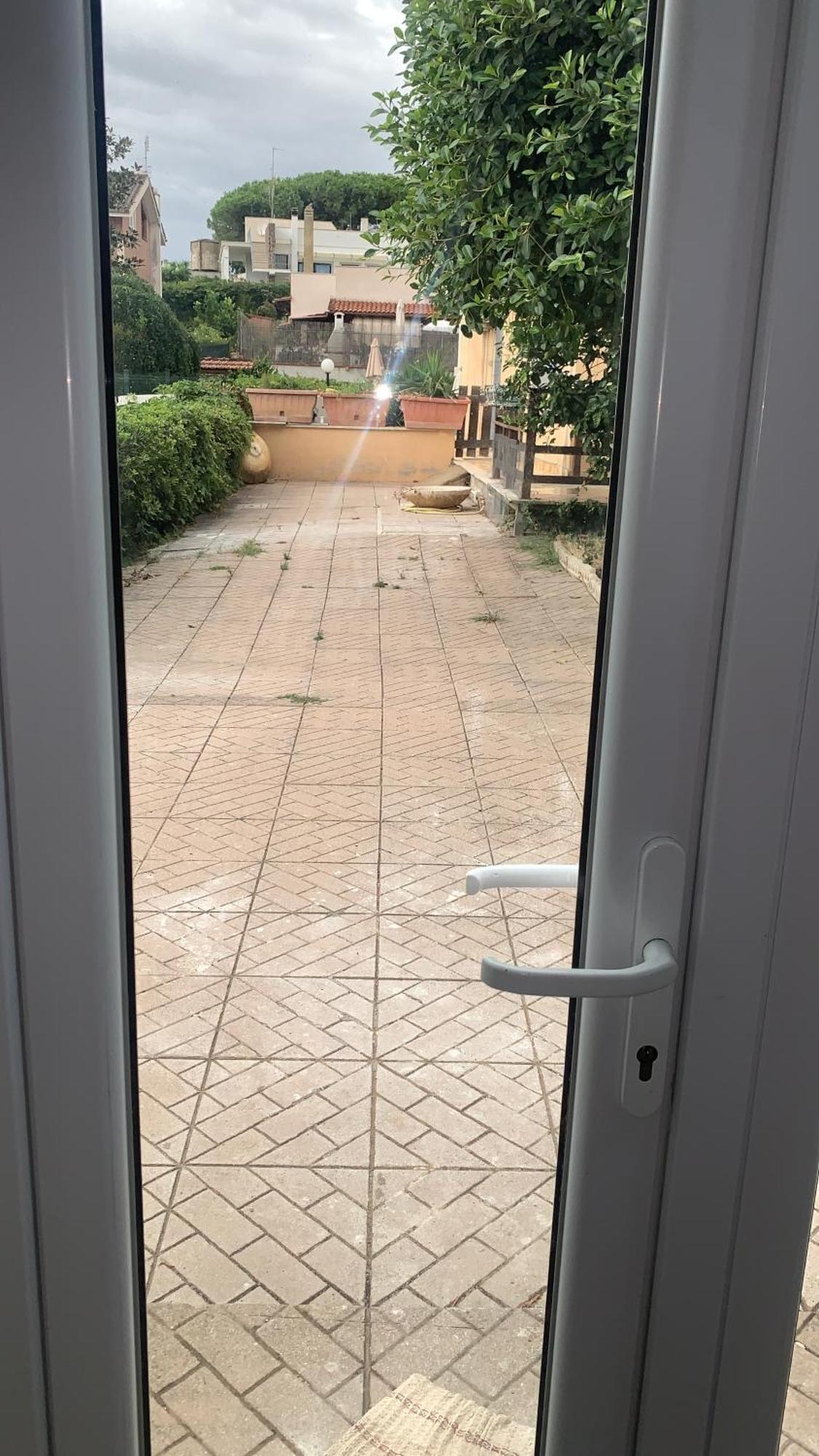 B&B Civitavecchia La Casetta Con Giardino Dış mekan fotoğraf
