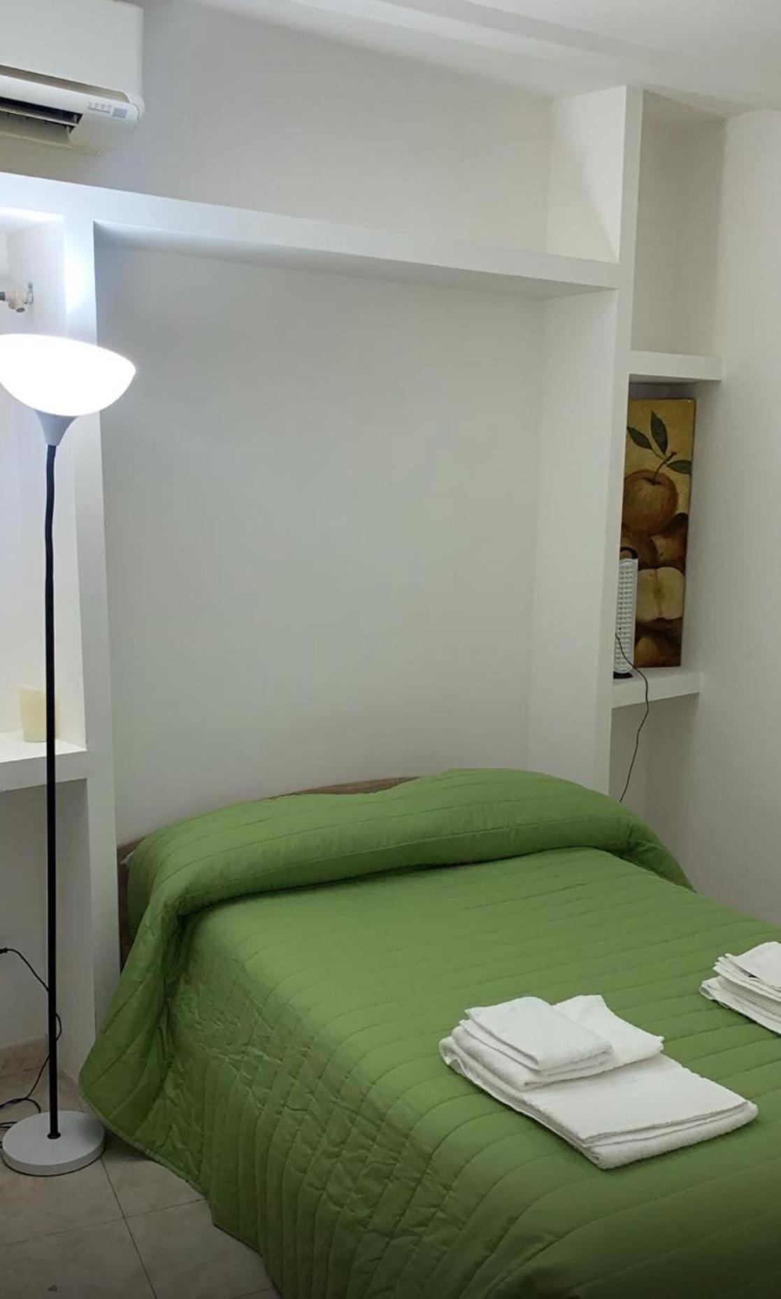 B&B Civitavecchia La Casetta Con Giardino Dış mekan fotoğraf