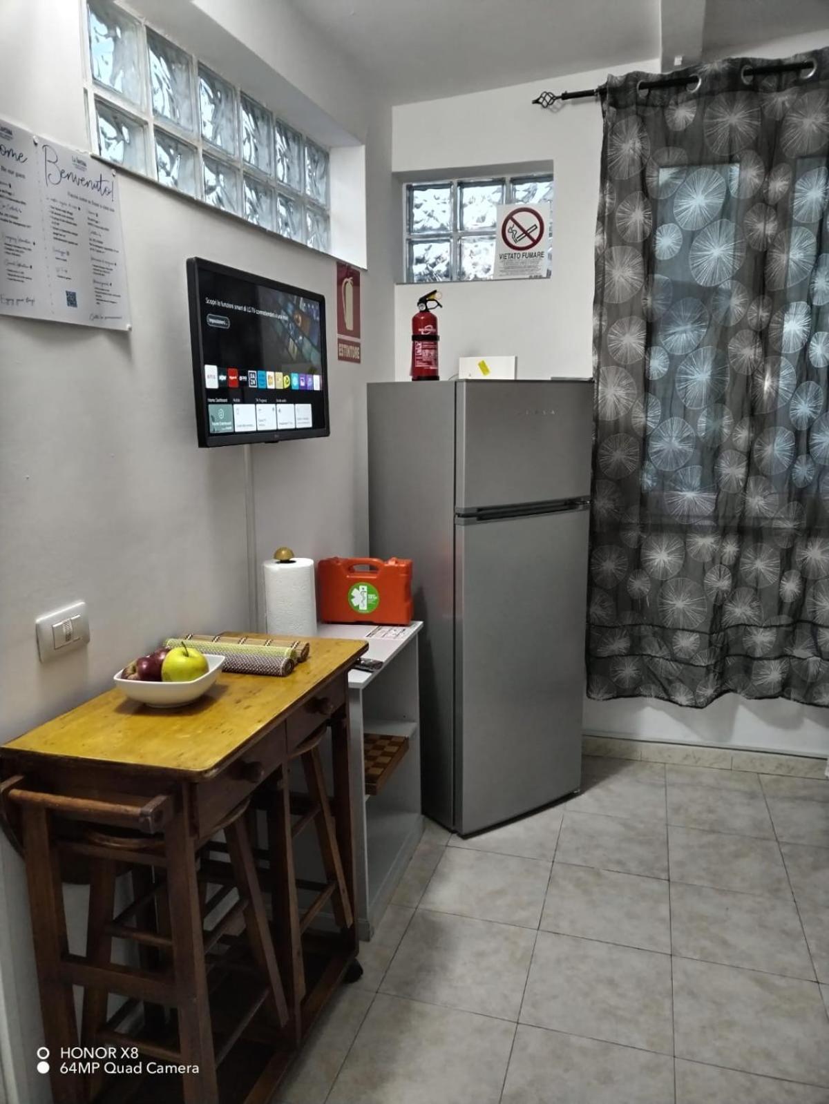 B&B Civitavecchia La Casetta Con Giardino Dış mekan fotoğraf