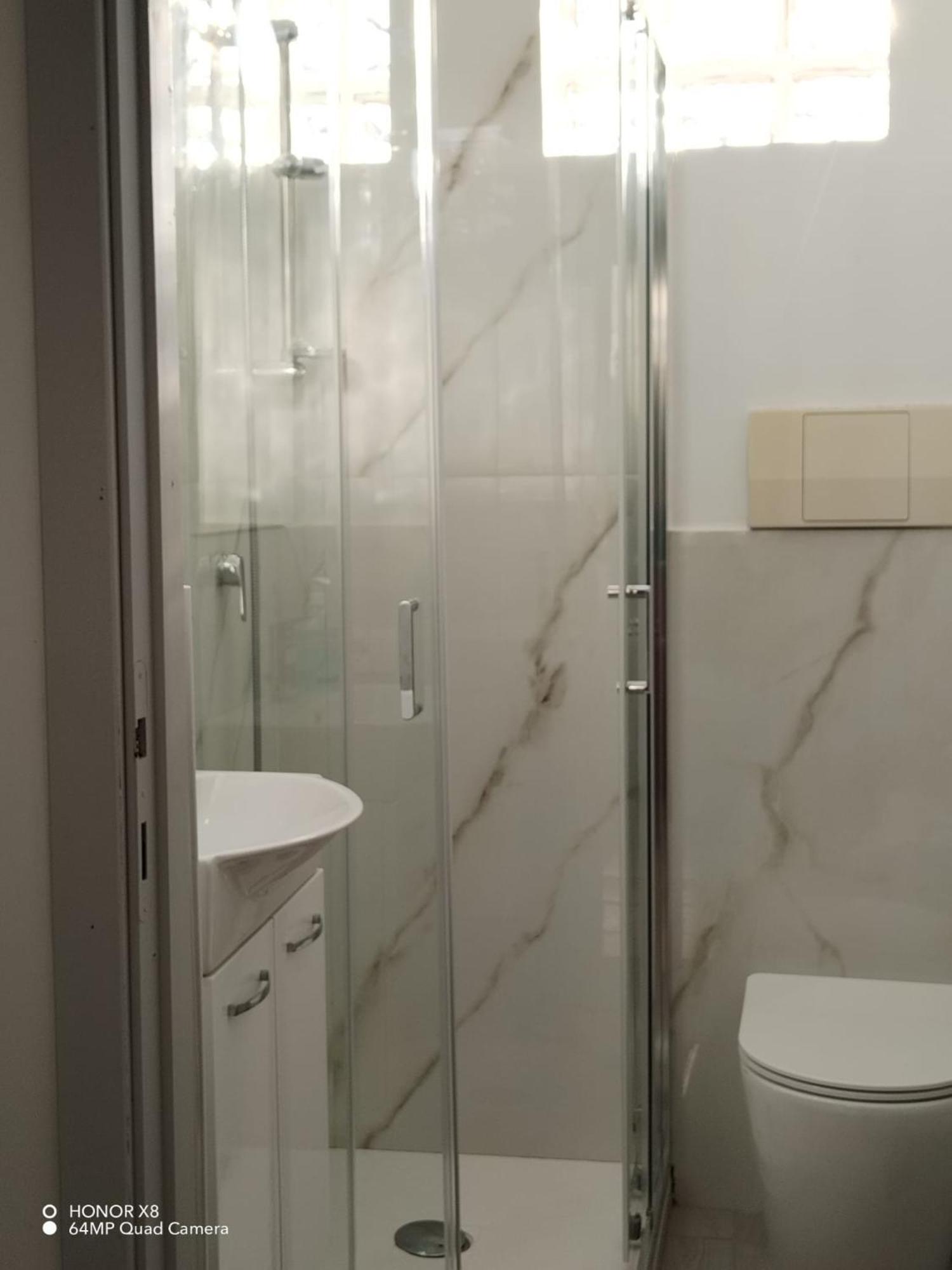 B&B Civitavecchia La Casetta Con Giardino Dış mekan fotoğraf